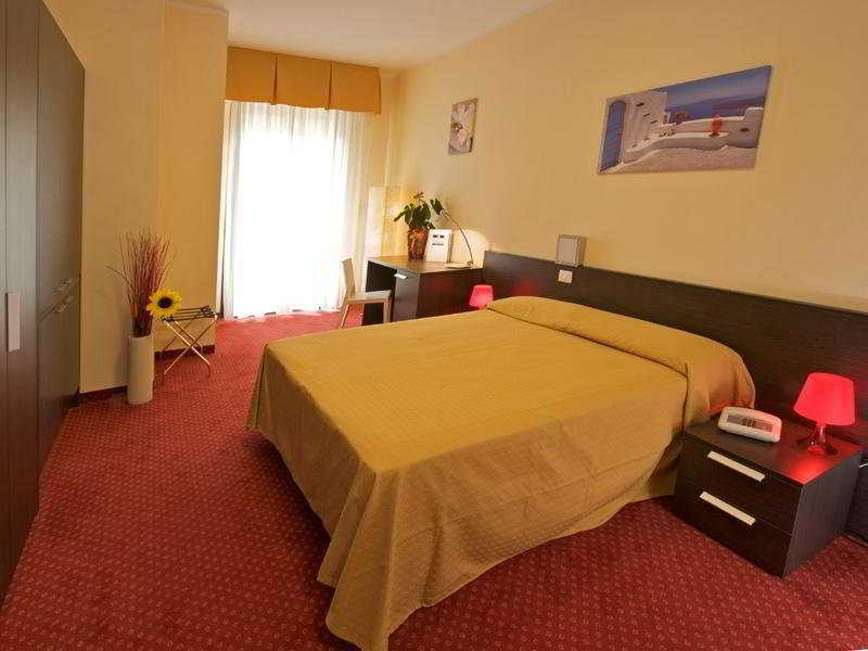 Park Hotel Kursaal Misano Adriatico Exterior foto